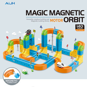 AiJH Aijh 140 pièces, <span class=keywords><strong>train</strong></span> magique sur rails, rechargeable par USB, rails de construction 3D, cubes, rails, panneaux, jouets éducatifs STEM - Product Image 1