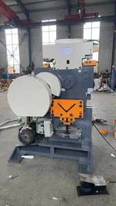 Máquina Punzonadora Hidráulica Mecánica de Metal Bibo de Alta Potencia con Motor de 2.2KW, 900 KN de Fuerza y 12mm de Espesor de Corte - Product Image 2