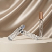 Flacon pulvérisateur de parfum carré en verre de 10 ml, rechargeable, portable, pour voyage, avec impression sérigraphique, mini conteneur d'échantillon de parfum de luxe