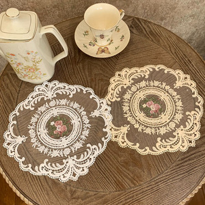 Hot Selling Custom ized Europa Stil Vintage Spitze Tisch Tischset Stickerei Serviette Für Esstisch Party Bankett Verwendung - Product Image 2