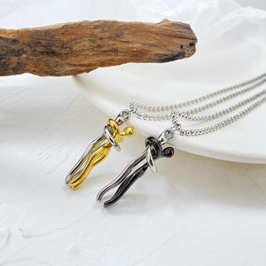 Collana in Acciaio Inossidabile con Pendente a Forma di Abbraccio per Coppie, Gioielli per Lui e Lei, Accessori per Adolescenti - Product Image 3