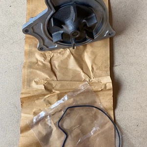 Excavator Engine Spare Part 4M40 4M41 Engine Oil Pump ME201735 4M40 4M41 Water Pump - Product Image 3