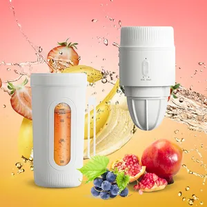 Chinese Supplier Multiple Use Mini Portable Juicer Electric Mixer Fruit Smoothie Blender Citrus Juicer 3 In1 USB Rechargeable