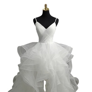 Nuevo Vestido de Novia Gótico Blanco con Espalda Larga y Frente Corto, Tirantes, Escote en V Profundo, Vestido de Novia Asimétrico - Product Image 5