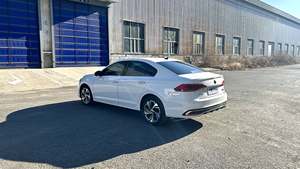 <span class=keywords><strong>VW</strong></span> <span class=keywords><strong>Bora</strong></span> 2023 1.2 Turbo DSG Automático Sedán, Asientos Calefactables, Techo Solar, Título Limpio, Listo para Entrega - Product Image 4