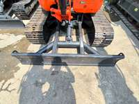 Mini-excavatrice d'occasion U-40, 90 % neuve, importée du Japon, capacité de la benne de 0,12 m³, faible nombre d'heures de fonctionnement, moteur d'origine - Vente chaude
