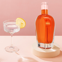 Bouteille de vodka en verre super flint de haute qualité avec logo, 750 ml, bouchon en liège, personnalisable, prix usine, échantillon gratuit pour Tequila et Brandy