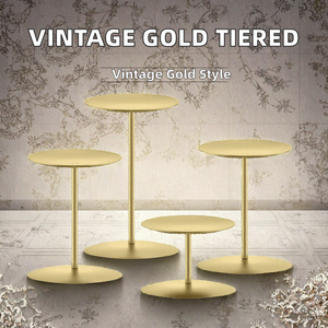 Support décoratif vintage en fer doré à plusieurs niveaux, imperméable, pour centre de table et décoration intérieure - Product Image 2
