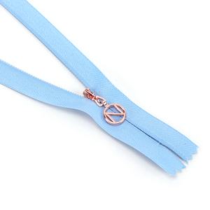 Tùy Chỉnh Trong Suốt Gradient Nylon Dây Kéo Tái Chế Đôi Màu Xanh Lá Cây Mở End Dây Kéo Vô Hình Cho Giày Hàng May Mặc Túi - Product Image 4