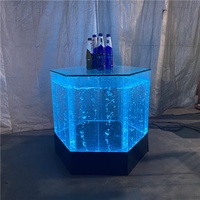 Panneau mural acrylique contemporain sur mesure à bulles d'eau avec éclairage LED à changement de couleur, écrans de comptoir de réception couleur personnalisée pour la décoration intérieure