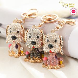 Anufacturer-Colgante de metal personalizado para coche, llavero creativo de bolso de cuero con diamantes, Maleta pequeña de regalo - Product Image 5