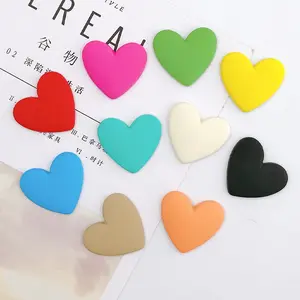 2023 Resin Shoes Decorations Decor Accessories Custom Heart shape Flexible Glue Removable Clog Shoe Charms