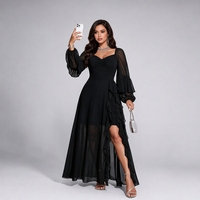 Robe longue décontractée noire grande taille en mousseline, col cœur, manches longues évasées, fente latérale, taille naturelle, coupe ample, lavable