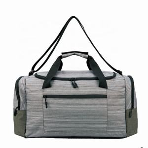 Sac de voyage réutilisable grande capacité 35L, sac de week-end personnalisé OEM, fabricant de sacs de voyage pour femmes et hommes - Product Image 4