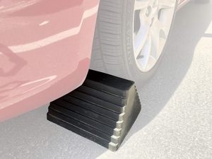 Limitateurs de <span class=keywords><strong>voiture</strong></span> en caoutchouc de haute qualité avec butées de roue, cales portables, blocs de stationnement pour <span class=keywords><strong>garage</strong></span> - Product Image 4