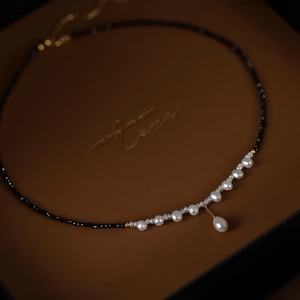 Collier de perles baroques d'eau douce naturelles populaires 2024 pour femmes, chaîne de clavicule en cristal noir taillé, frais et élégant - Product Image 2