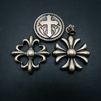 Boutons Métalliques de Luxe Style Gothique pour Vestes en Cuir - Rivets Vintage en Argent Vieilli en Forme de Croix et de Fleur pour Vêtements Rock et Streetwear
