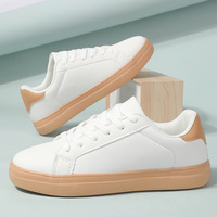 Baskets de skate classiques 2026 en PU couleur unie, chaussures décontractées basses à lacets avec plateforme blanche, OEM ODM, chaussures quotidiennes personnalisées