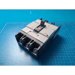 Disjoncteur à boîtier moulé LS ELECTRIC ABN203C 200A, d'occasion, pièces d'équipement semi-conducteur de génération précédente - Product Image 4