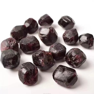 Grenat <span class=keywords><strong>de</strong></span> <span class=keywords><strong>roche</strong></span> naturel pierre dégringolée sculptée Style Feng Shui <span class=keywords><strong>cristal</strong></span> diamant amour thème meilleur <span class=keywords><strong>prix</strong></span> <span class=keywords><strong>cristal</strong></span> géode - Product Image 3