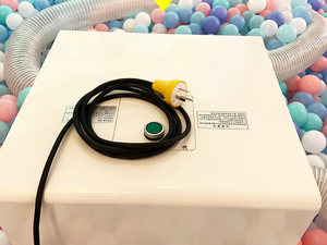 Máquina Limpiadora de Bolas de Piscina, Capacidad de 15000 Bolas/H, Compatible con 110V/220V, Construcción de Metal y Plástico - Product Image 4