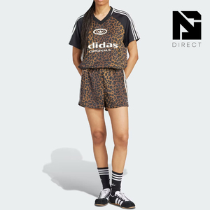 Adidas Originals Short en satin pour femme, taille élastique, longueur mi-cuisse, style décontracté, tissu polyester respirant, logo à rayures latérales - Product Image 2