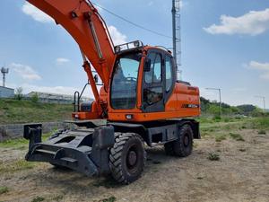 Excavadora de ruedas Doosan DX210Wa usada de alta calidad y bajo precio, máquina excavadora de segunda mano Doosan DX210 en venta - Product Image 3