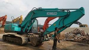 Hete Verkoop Tweedehands <span class=keywords><strong>Kobelco</strong></span> SK200-8 2020 Model 20 Ton Middelgrote Bouwmachines China Met Motor Motor Motor Pomp - Product Image 5