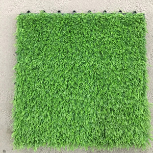 Gazon synthétique moderne durable imperméable à l'eau brossé à emboîtement 300*300mm <span class=keywords><strong>Tapis</strong></span> de gazon pelouse - Product Image 3