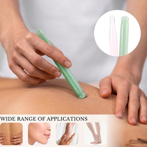 Stylo de massage en jade Xiuyan vert de haute qualité, logo et emballage personnalisés, outil Gua Sha pour spa et vente au détail - Product Image 6