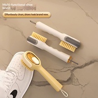Brosse à chaussures multifonction en nylon avec distributeur de liquide et poils doux pour le nettoyage domestique, la lessive et l'utilisation en dortoir