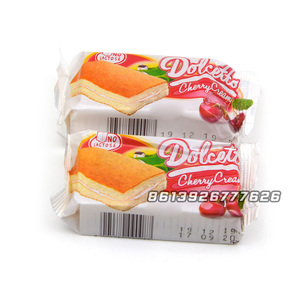 Gâteau de couche de gâteau éponge Crème aromatisée à <span class=keywords><strong>la</strong></span> <span class=keywords><strong>cerise</strong></span> au centre - Product Image 3