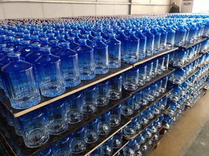Venta al por mayor 500ml claro redonda vacía de montaña licor espíritus vodka gin botellas de vidrio - Product Image 2