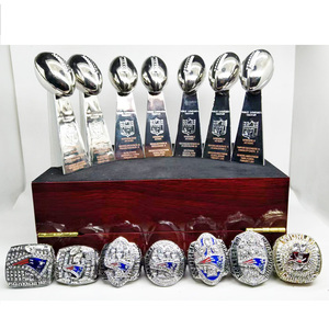 Anillo y Trofeo del Campeonato <span class=keywords><strong>de</strong></span> los New England Patriots <span class=keywords><strong>de</strong></span> Tom Brady con Caja <span class=keywords><strong>de</strong></span> Exhibición, Artesanías Deportivas para Fanáticos del Fútbol Americano, <span class=keywords><strong>Copa</strong></span> <span class=keywords><strong>de</strong></span> Trofeo - Product Image 3