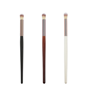 Soft <b>Eye</b> Makeup Blending Brush Nylon Bristles Wooden Handle Eyeshadow Nose Contour Brush - Product Image 1