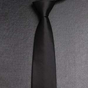 Corbatas de Seda Negra Hechas a Mano con Logotipo Personalizado para Hombre, Corbatas de Lujo Italianas para Negocios, Venta al Por Mayor - Product Image 4