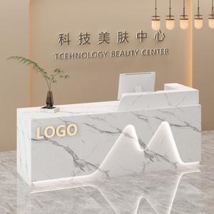 Nouveau comptoir d'angle de bureau compact pour magasins de vêtements et salons de beauté, idéal pour la réception. - Product Image 4