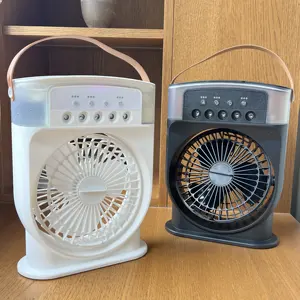 Wiederaufladbarer Mini-Kühler-Ventilator für den Einsatz auf dem Arbeitsplatz Sprühventilator Befeuchter Kühlung tragbarer Luftkühler für Klimaanlage