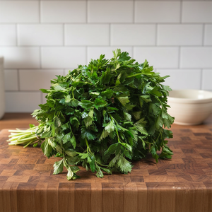 Hojas de apio frescas de alta calidad de Sulawesi, Indonesia - Paquete a granel de apio rojo alargado, directamente del jardín - Product Image 1