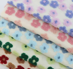 批发提花针织夏尔巴3D花卉泰迪布柔软毛绒面料，适用于婴儿毛毯、家居装饰和女童服装 - Product Image 6