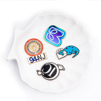 Épingles en émail métallique personnalisées, badges en émail dur pour les cadeaux de vacances, Noël, la fête nationale et les souvenirs d'événements