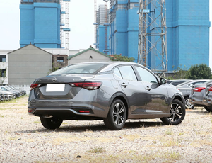 Sylphy 2026 Automobiles de luxe Nouvelle voiture Essence Caméra LED Berline Gauche R18 Manuelle CVT Noir Or Édition conduite intelligente - Product Image 5