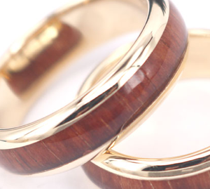 10 Magnetic Gift Box Ideas for Couples & Weddings
