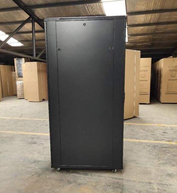 42U 600x1000mm Server Rack Cabinet Floor Standing Mesh Door Perforated Front and Rear Door