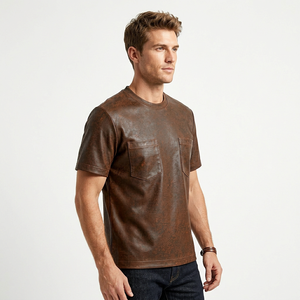 Camiseta Unisex Lavada con Bolsillo, Cuello Redondo, Manga Corta, Corte Regular, Algodón y Poliéster para Uso Casual - Product Image 3