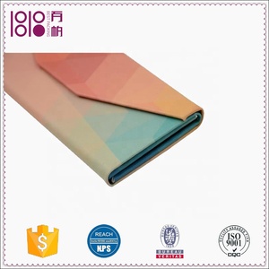 Bestpackaging Nouveau <span class=keywords><strong>Design</strong></span> Étui à Lunettes Pliant en Cuir Pu Lunettes de Soleil Étui Pliant Logo Personnalisé Étui à Lunettes Triangle - Product Image 2