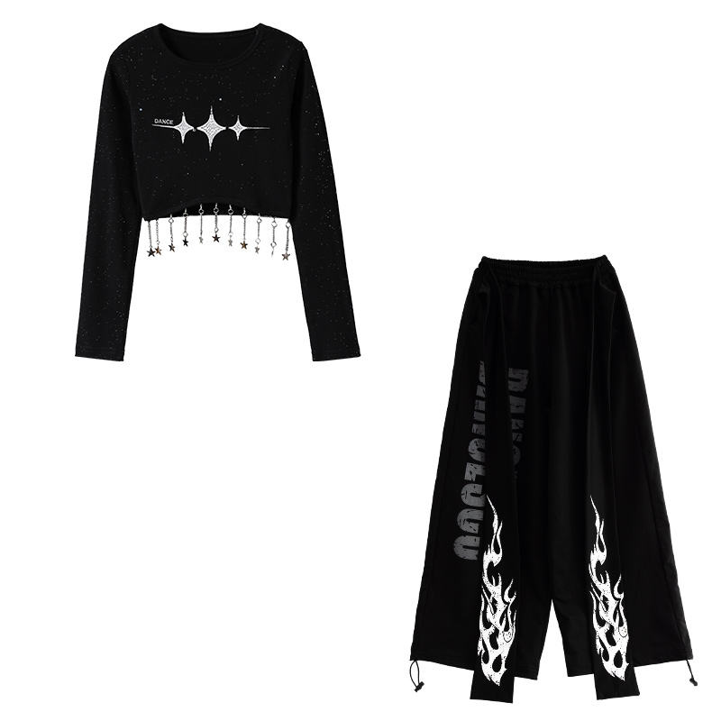 ชุดสีดำ