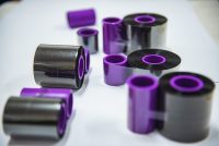 Ruban de codes à barres en résine de cire TTO 33mm * 450M pour personnalisation de la taille d'impression à grande vitesse Videojet Markem