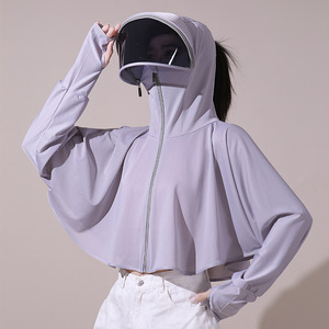 Veste à capuche personnalisée pour femme en soie glacée UPF50+ avec visière, protection UV respirante, idéale pour le cyclisme, les activités de plein air et la conduite - Product Image 2