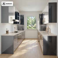 Meubles de cuisine haut de gamme pour appartement, design luxueux, aménagement en galley, rangement par tiroirs, dimensions personnalisées et commandes sur mesure